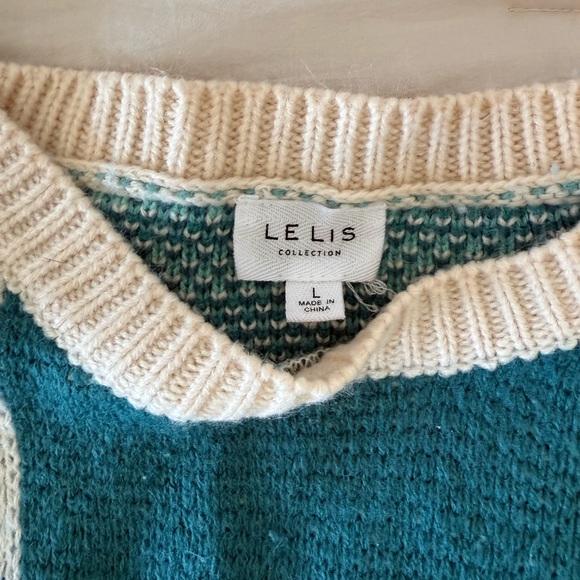 Le Lis Teal and Cream Checkered Sweater - Picture 2 of 3